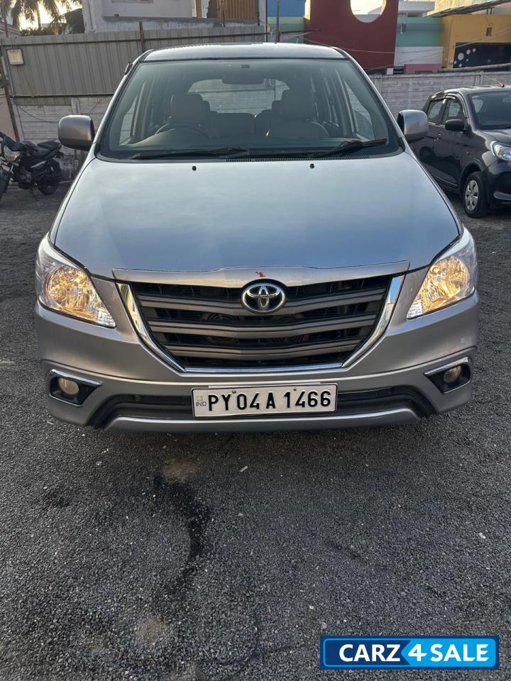 Toyota Innova G