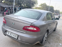 Skoda Superb Superb Elegance AT 1.8 TSI