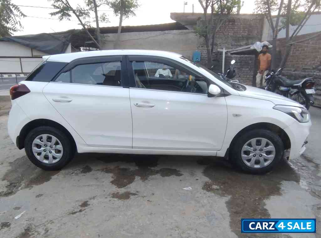 Hyundai Elite i20 Megna