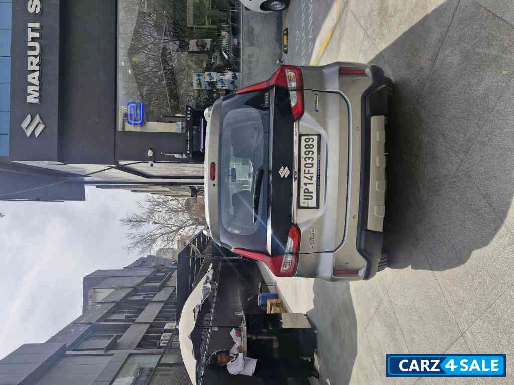 Maruti Suzuki XL6 Smart Hybrid Zeta