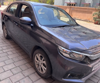 Honda Amaze 1.2 V CVT (Auto)