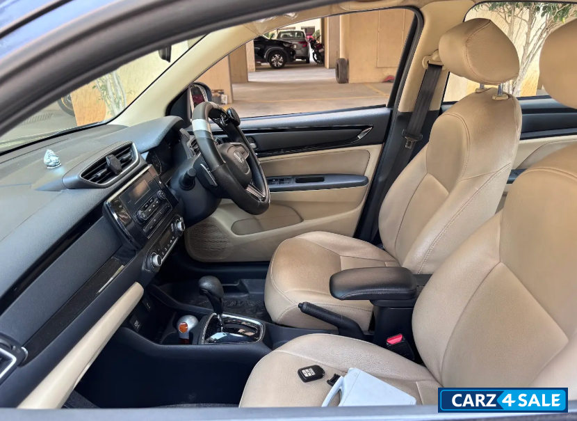 Honda Amaze 1.2 V CVT (Auto) Honda Amaze 1.2 V CVT (Auto)