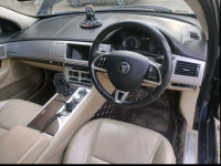 Dark Sapphire Jaguar XF 2.2 diesel Luxury line