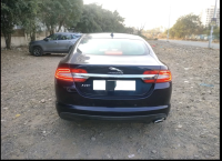 Dark Sapphire Jaguar XF 2.2 diesel Luxury line