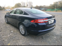 Dark Sapphire Jaguar XF 2.2 diesel Luxury line