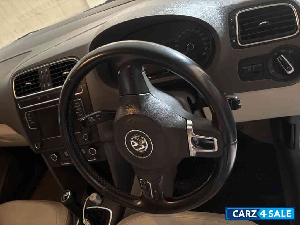 Volkswagen Vento Highline