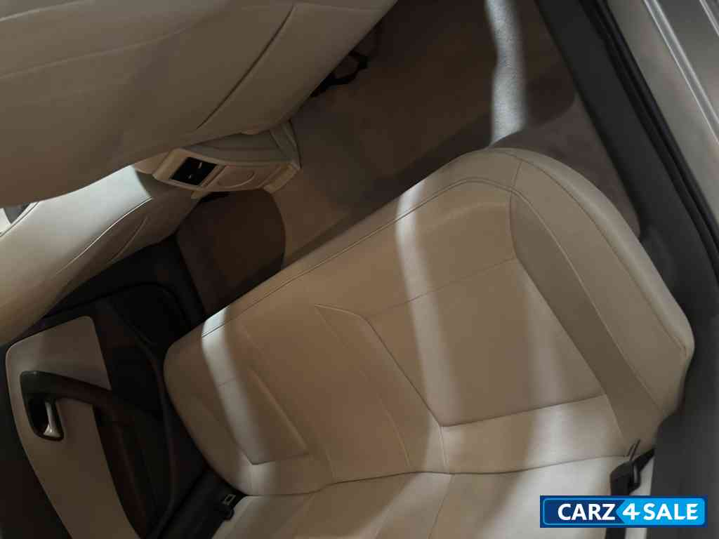 Volkswagen Vento Highline