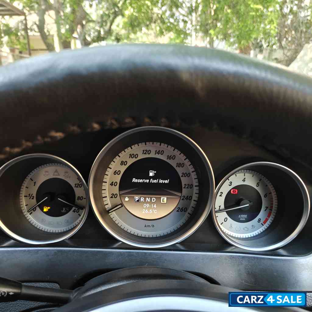 Silver Mercedes-Benz C-Class 200 BE avantgarde