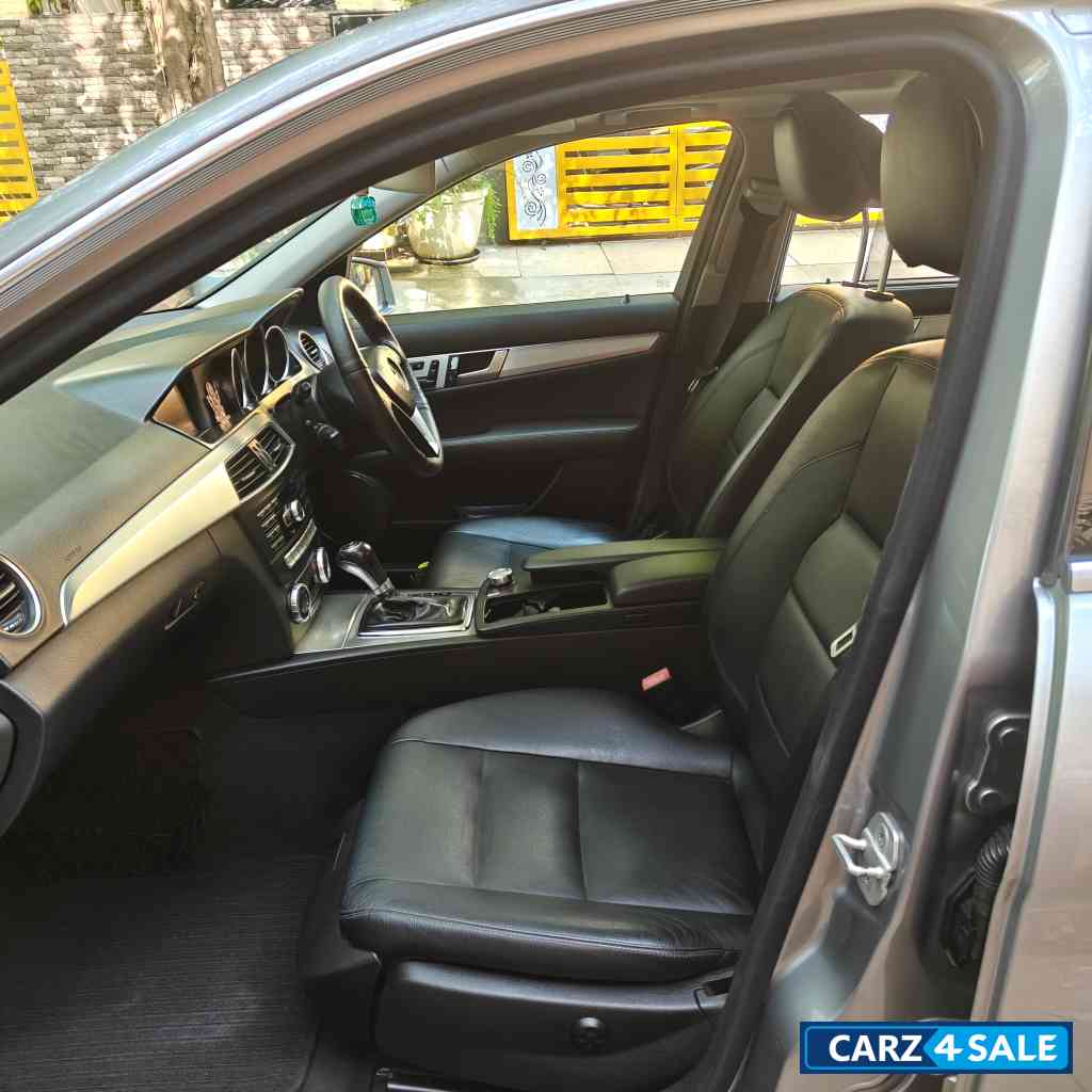 Silver Mercedes-Benz C-Class 200 BE avantgarde