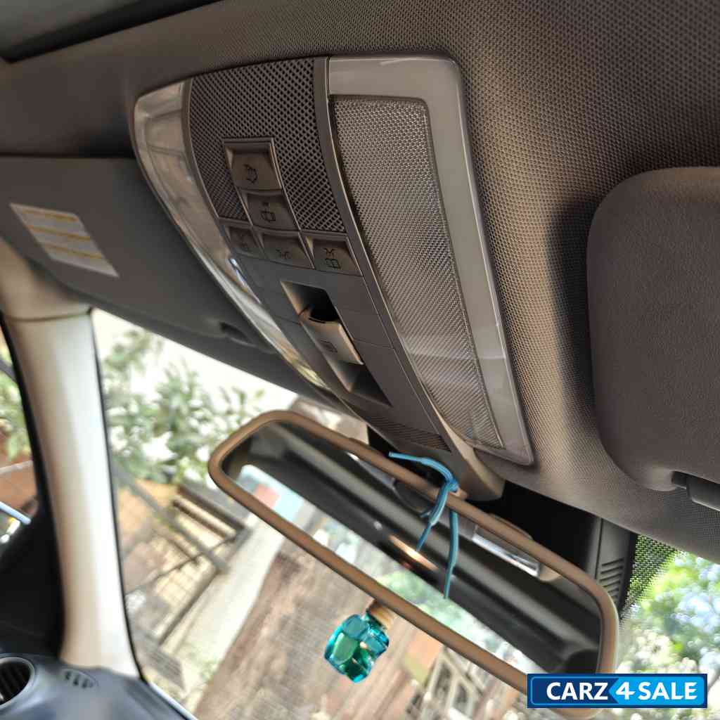 Silver Mercedes-Benz C-Class 200 BE avantgarde