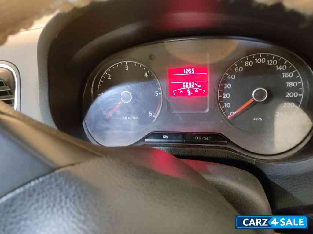 Volkswagen Polo 1.2L Highline