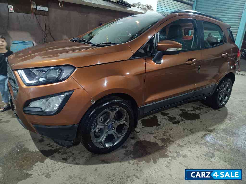 Ford Ecosport Titanium s plus sunroof