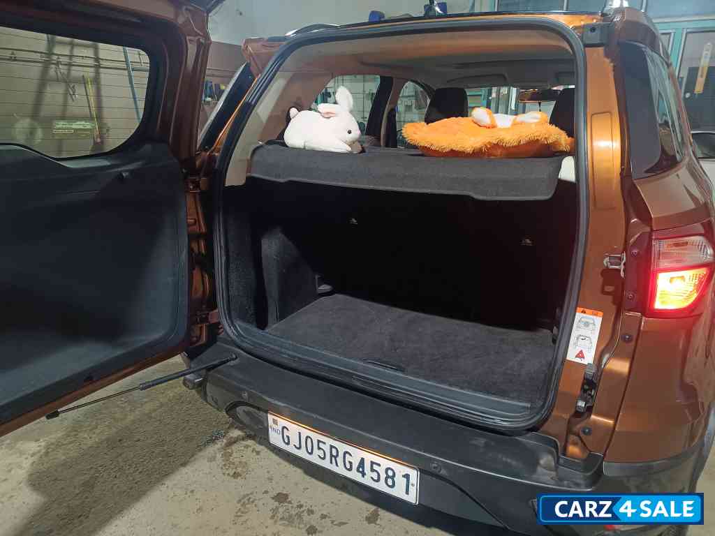 Ford Ecosport Titanium s plus sunroof