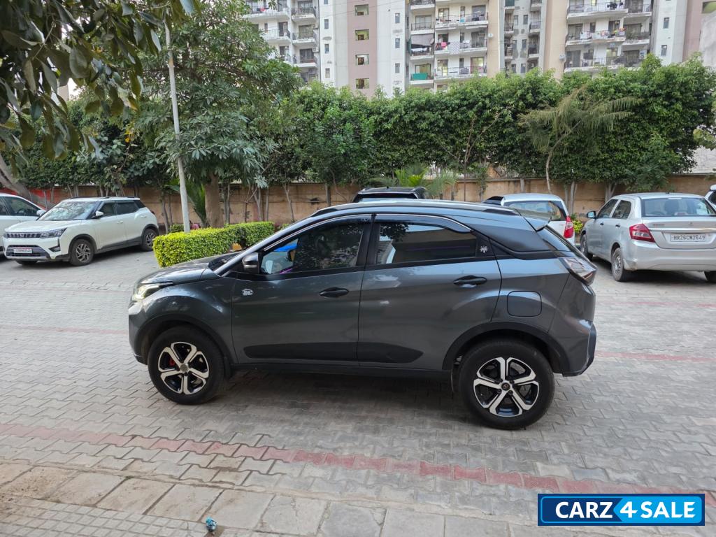 Tata Nexon Xm+s
