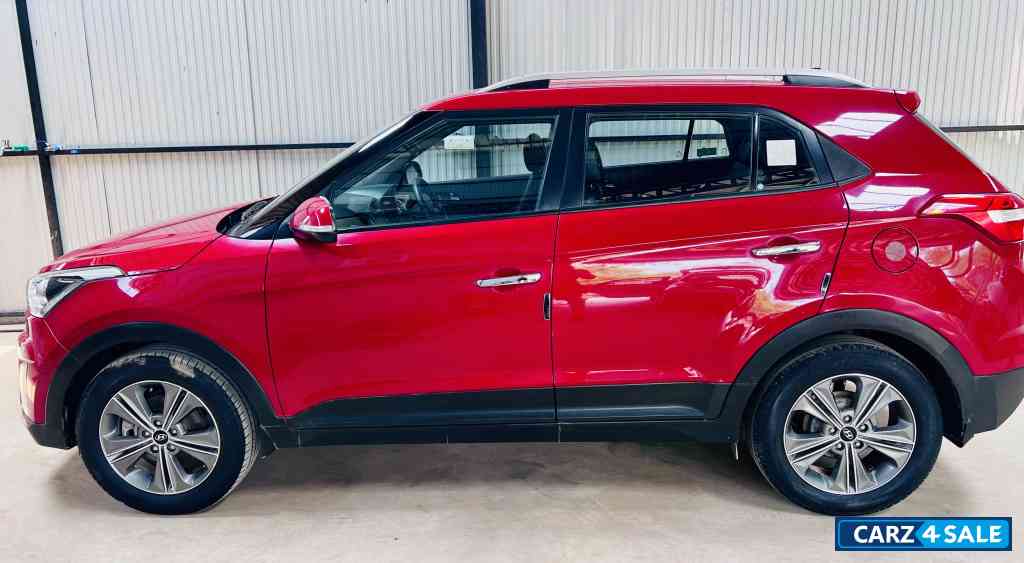 Red Hyundai Creta VT VT SX PLUS AT Red Hyundai Creta VT VT SX PLUS AT