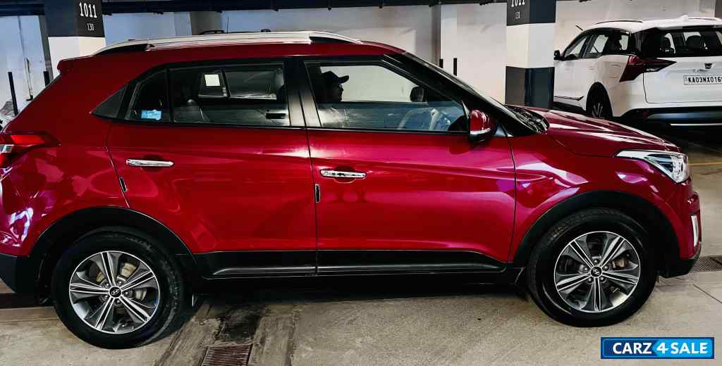 Red Hyundai Creta VT VT SX PLUS AT Red Hyundai Creta VT VT SX PLUS AT