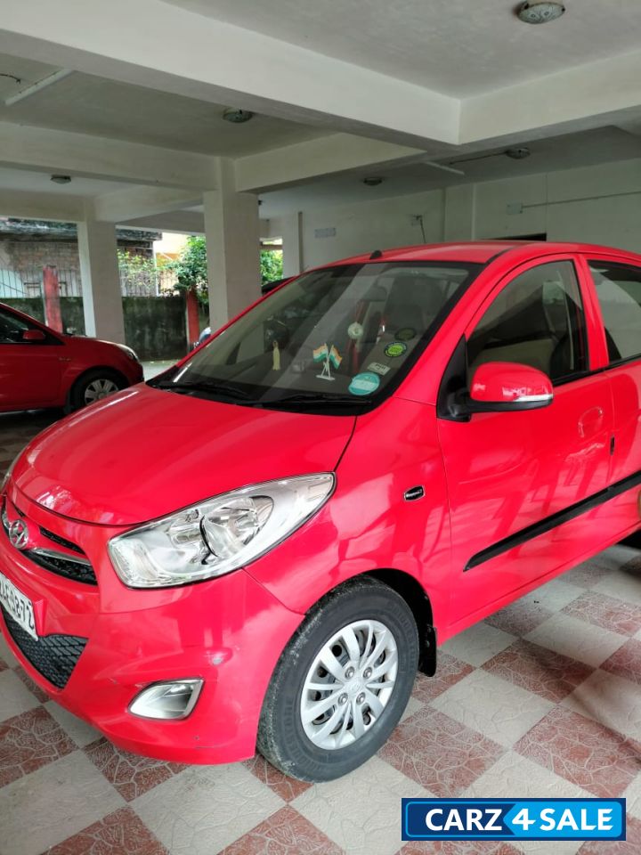 Electric Red Hyundai i10 Magna 1.2 Kappa