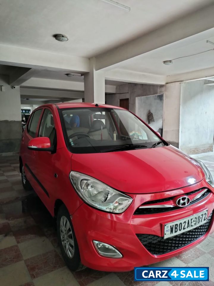 Electric Red Hyundai i10 Magna 1.2 Kappa