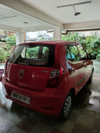 Electric Red Hyundai i10 Magna 1.2 Kappa