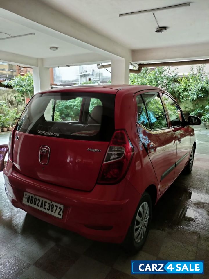 Electric Red Hyundai i10 Magna 1.2 Kappa