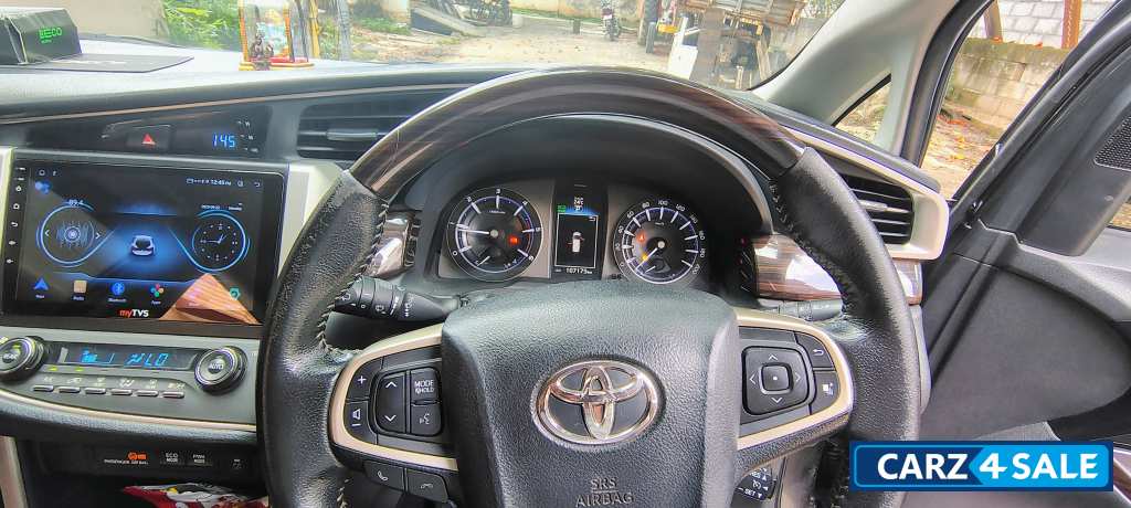 Toyota Innova Crysta 2.8zx