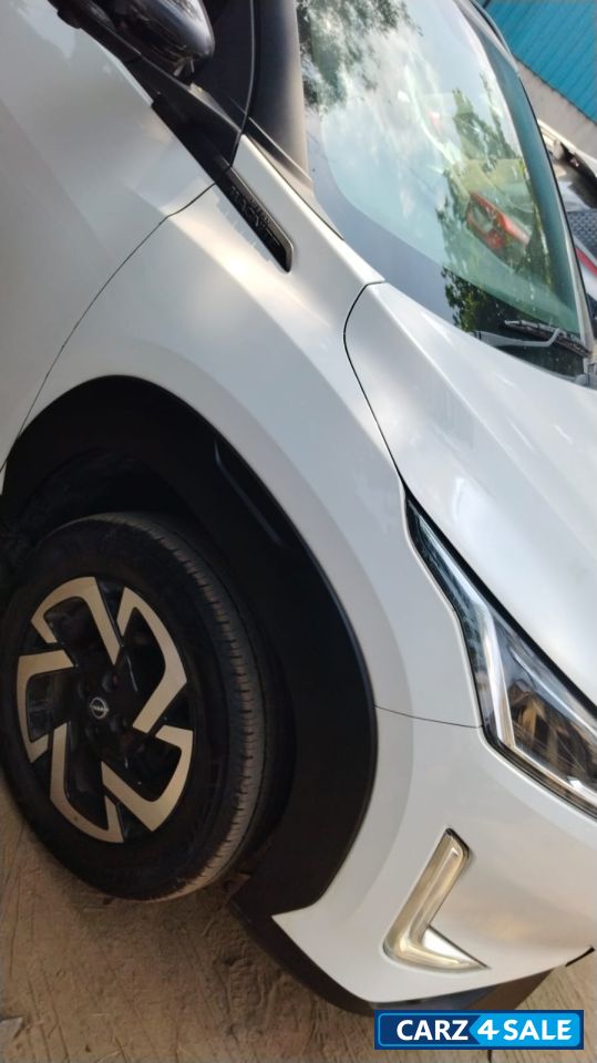 Nissan Magnite XV Permium Turbo