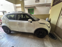 White Maruti Suzuki Ignis Zeta