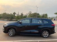 Blackish Ageha Gf Toyota Innova Hycross ZXO