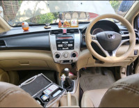 Beige Honda City 1.5 VMT