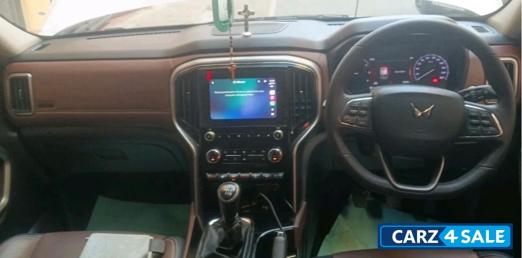 Mahindra Scorpio Z8L 4WD