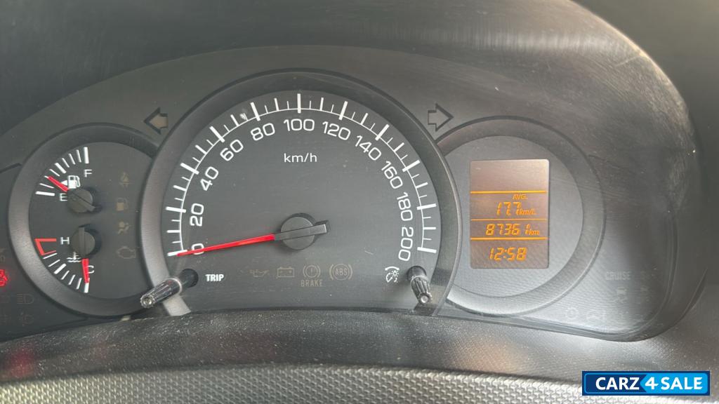 Silver Maruti Suzuki Dzire LXI O