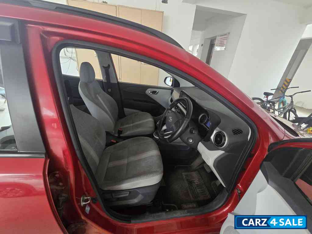 Hyundai  Nios sportz amt