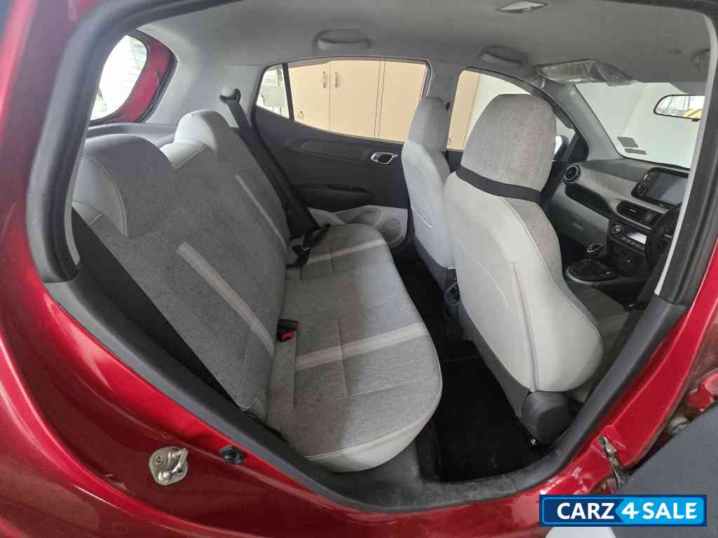 Hyundai  Nios sportz amt
