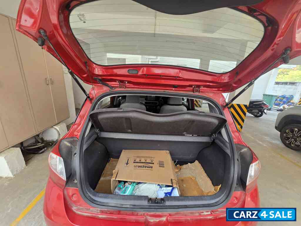 Hyundai  Nios sportz amt