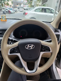 Silver Hyundai Verna 1.6 sx(optional)
