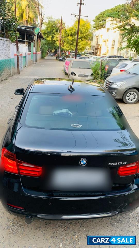Black BMW 3-Series 320d Luxury Black BMW 3-Series 320d Luxury