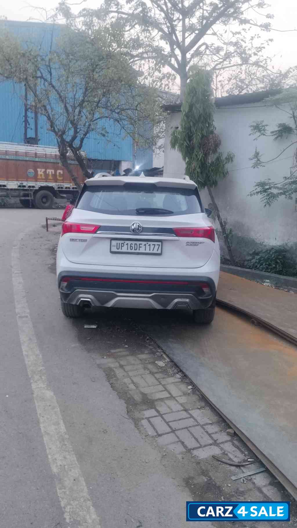 MG Hector Shine