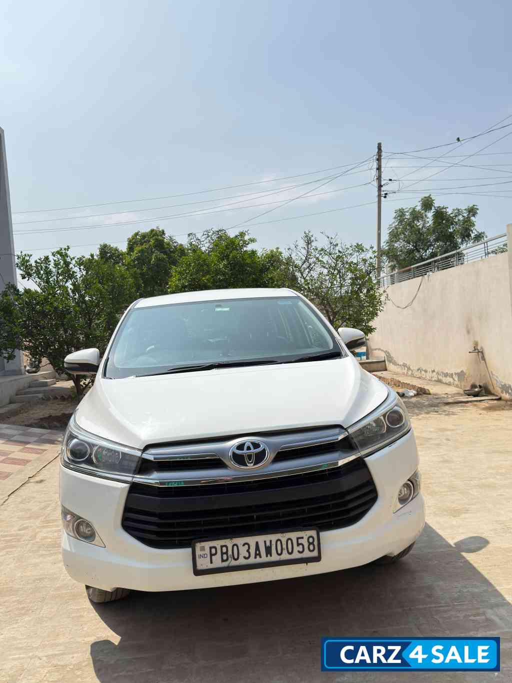 Toyota Innova 2.4V