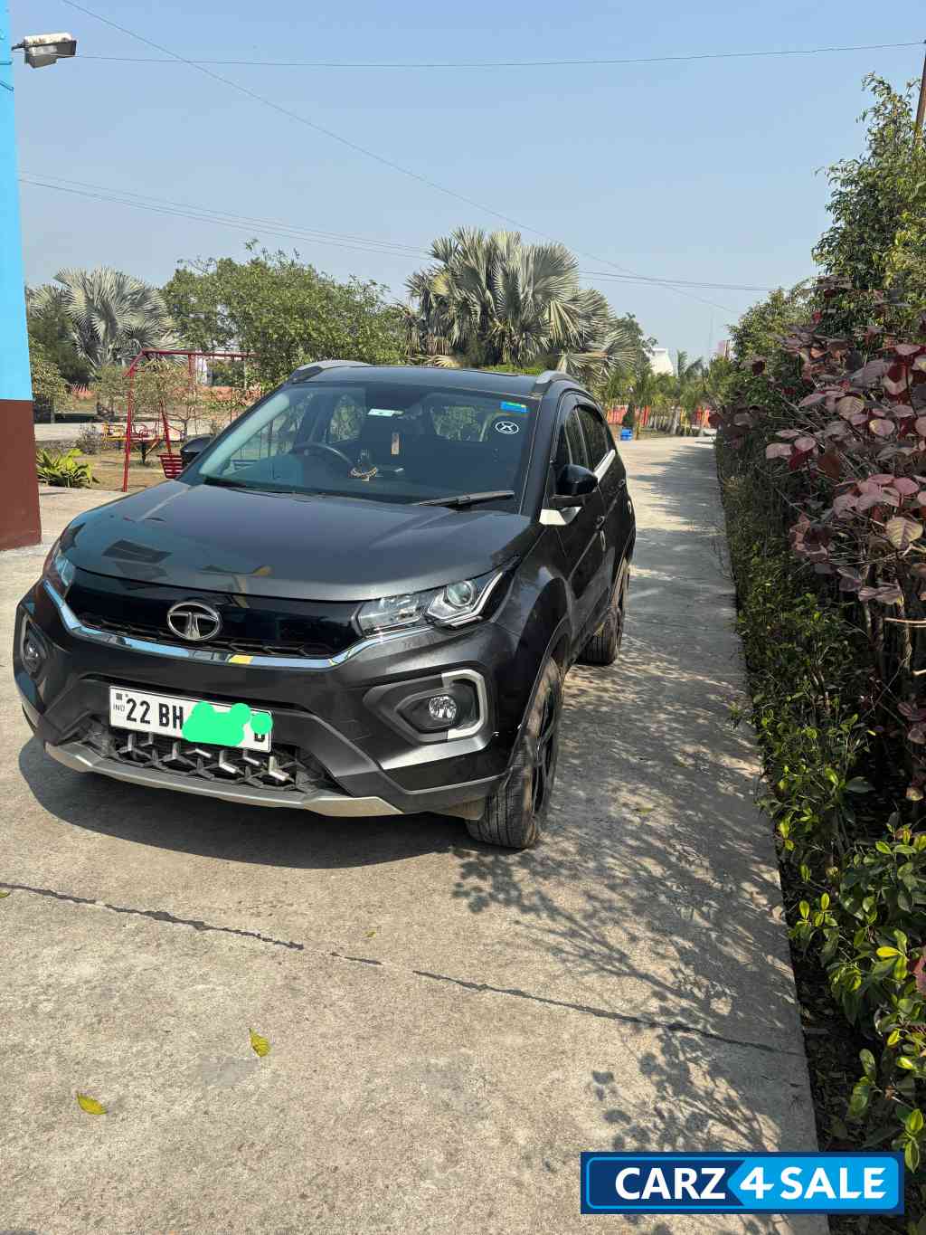 Tata Nexon XZ+ (HS)