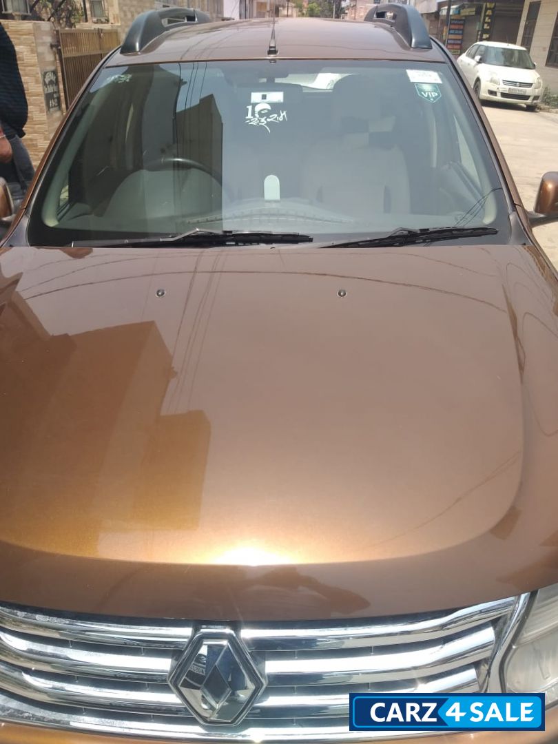 Mw Brown Renault Duster Diesal 85 RxL Mw Brown Renault Duster Diesal 85 RxL