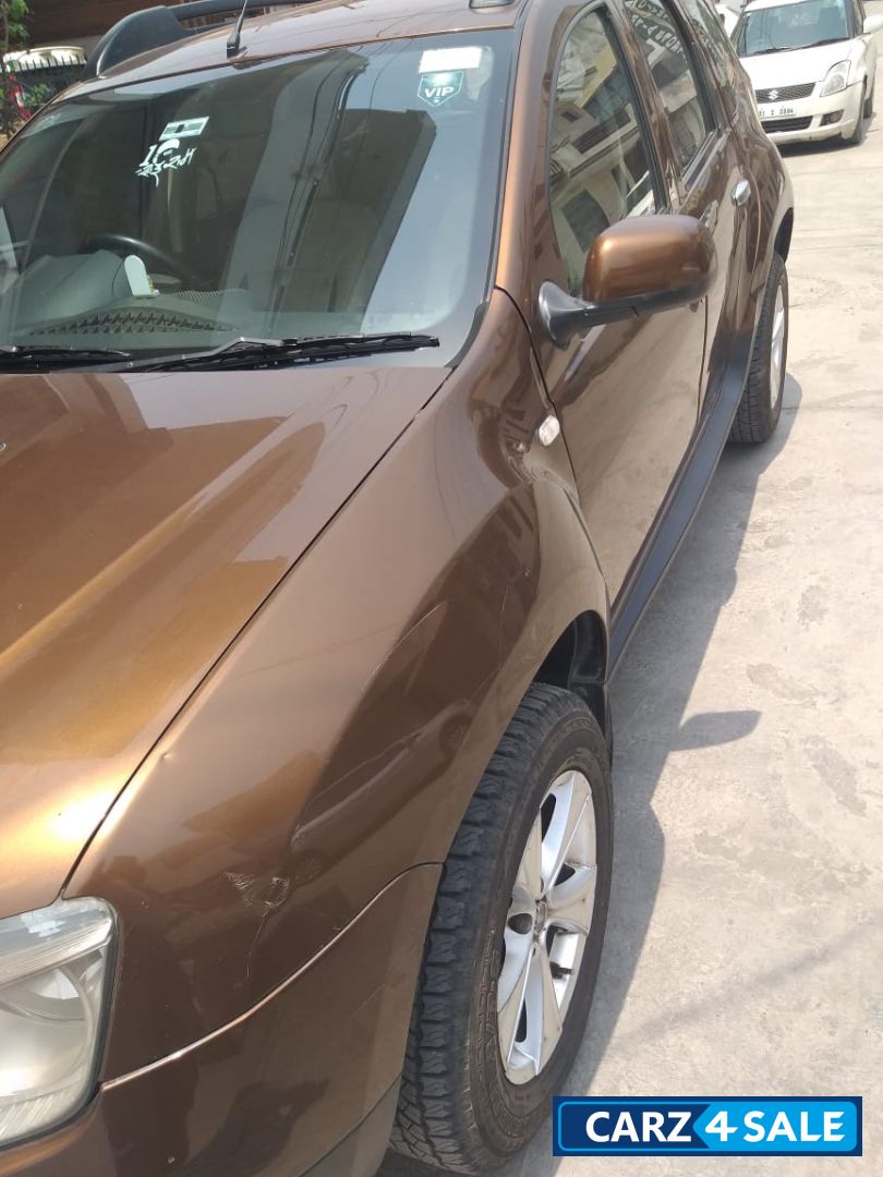 Mw Brown Renault Duster Diesal 85 RxL Mw Brown Renault Duster Diesal 85 RxL