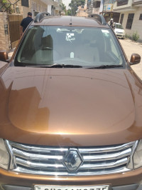 Mw Brown Renault  Duster Diesal 85 RxL