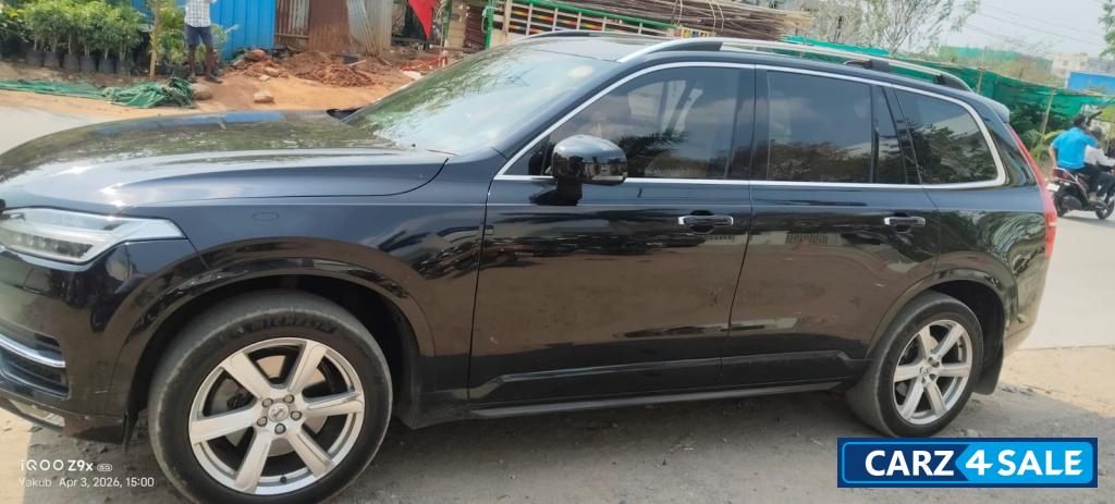 Volvo XC90 Momentum D5