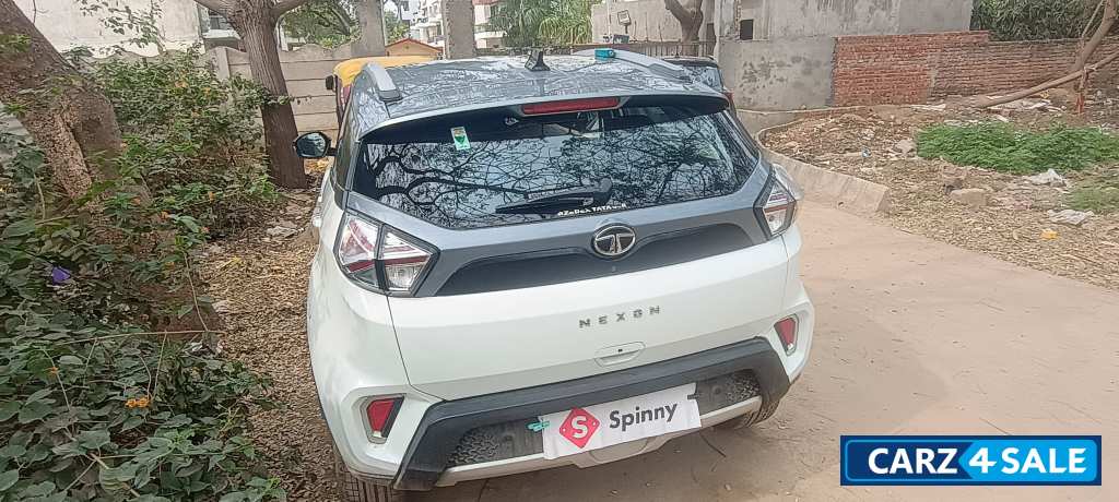 White And Grey Tata Nexon XZ+HS White And Grey Tata Nexon XZ+HS