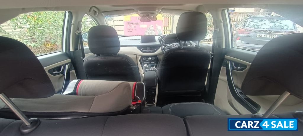 White And Grey Tata Nexon XZ+HS White And Grey Tata Nexon XZ+HS