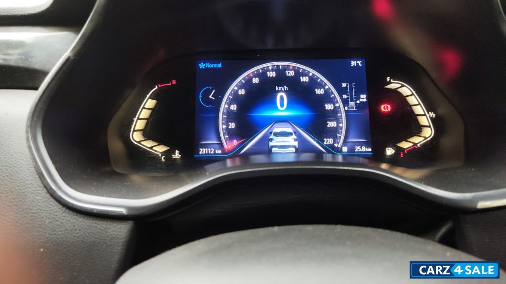 Renault Kiger RXZ MT Dual Tone 1.0L ECE