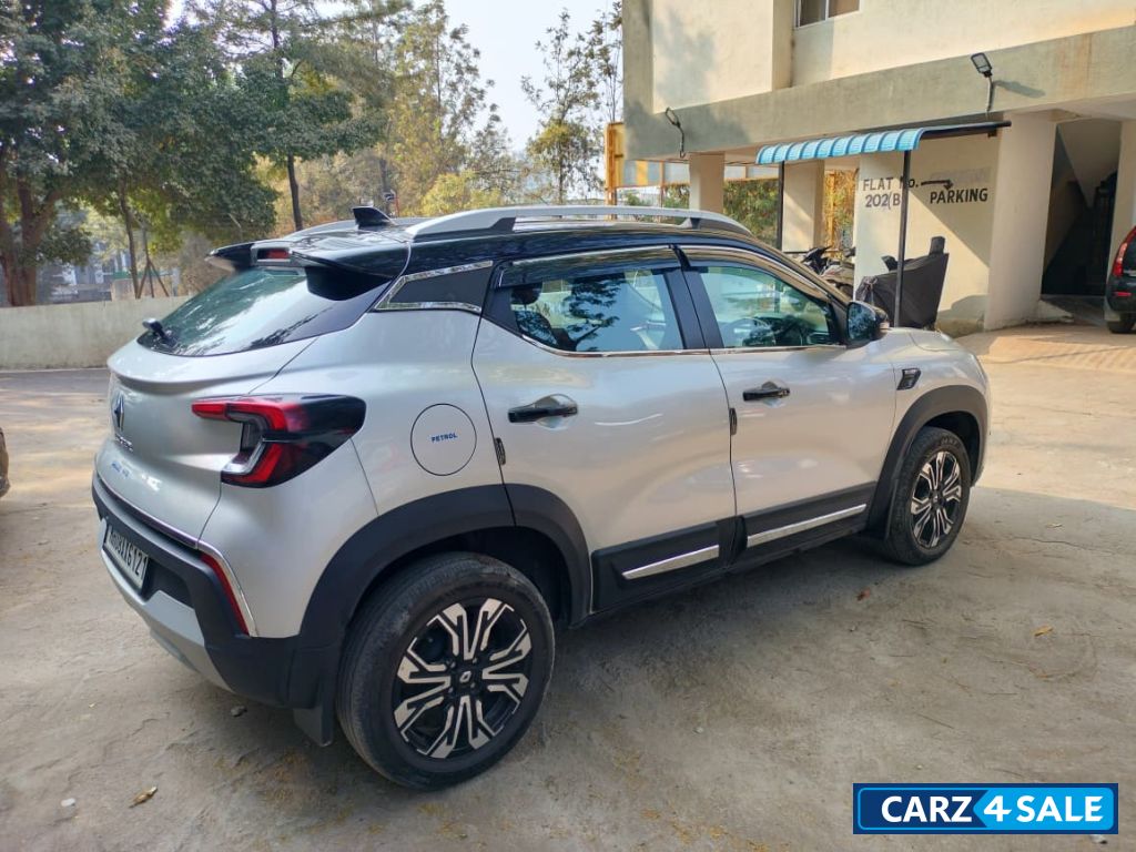 Renault Kiger RXZ MT Dual Tone 1.0L ECE Renault Kiger RXZ MT Dual Tone 1.0L ECE