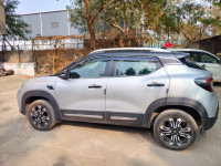 Renault Kiger RXZ MT Dual Tone 1.0L ECE