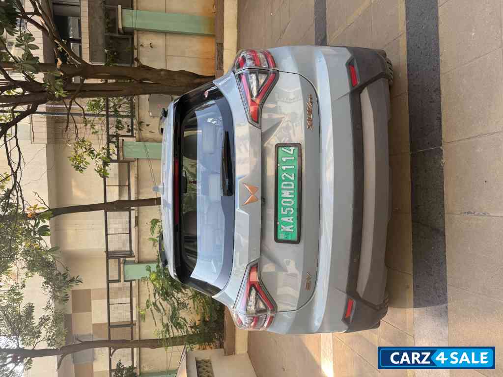 Mahindra XUV400 EL Pro