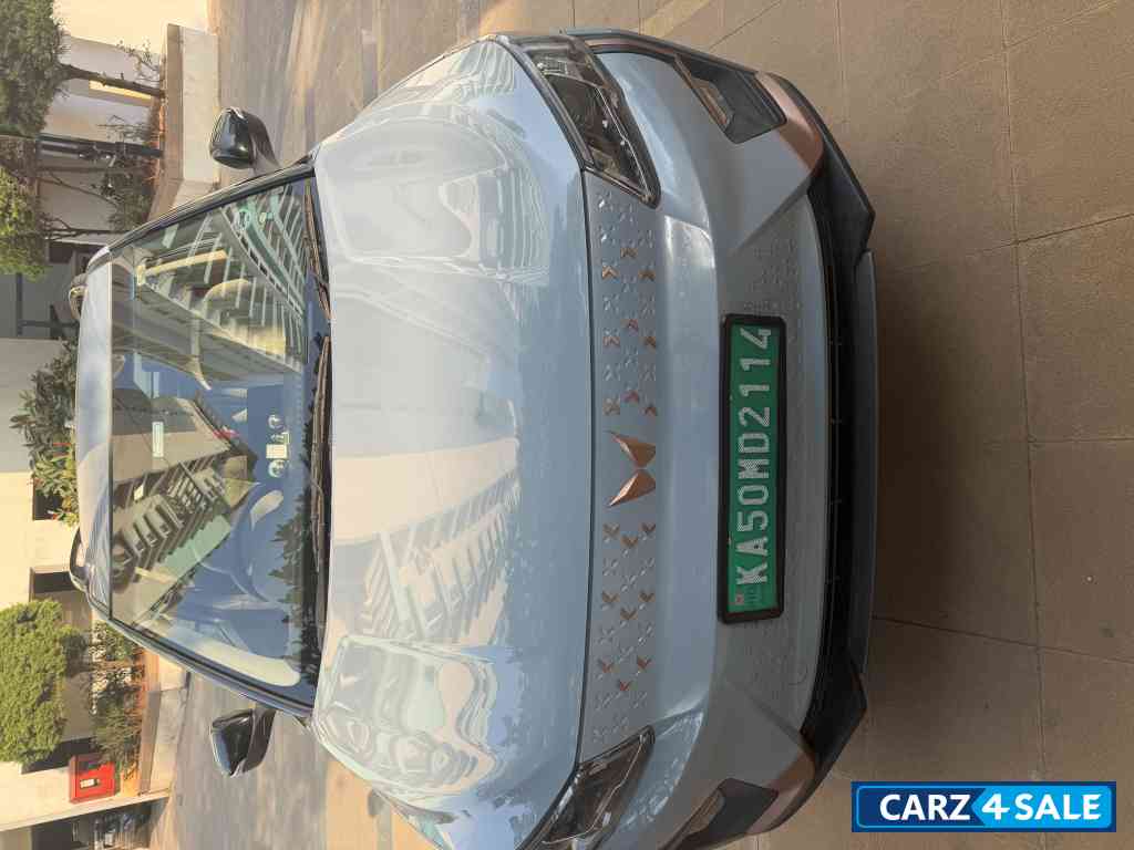 Mahindra XUV400 EL Pro Mahindra XUV400 EL Pro